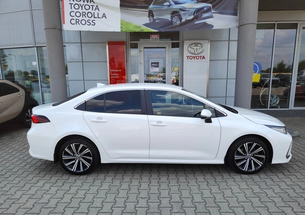 Toyota Corolla cena 115900 przebieg: 35979, rok produkcji 2022 z Sanok małe 277